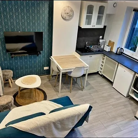 Holiday home Maison Terrasse Proche